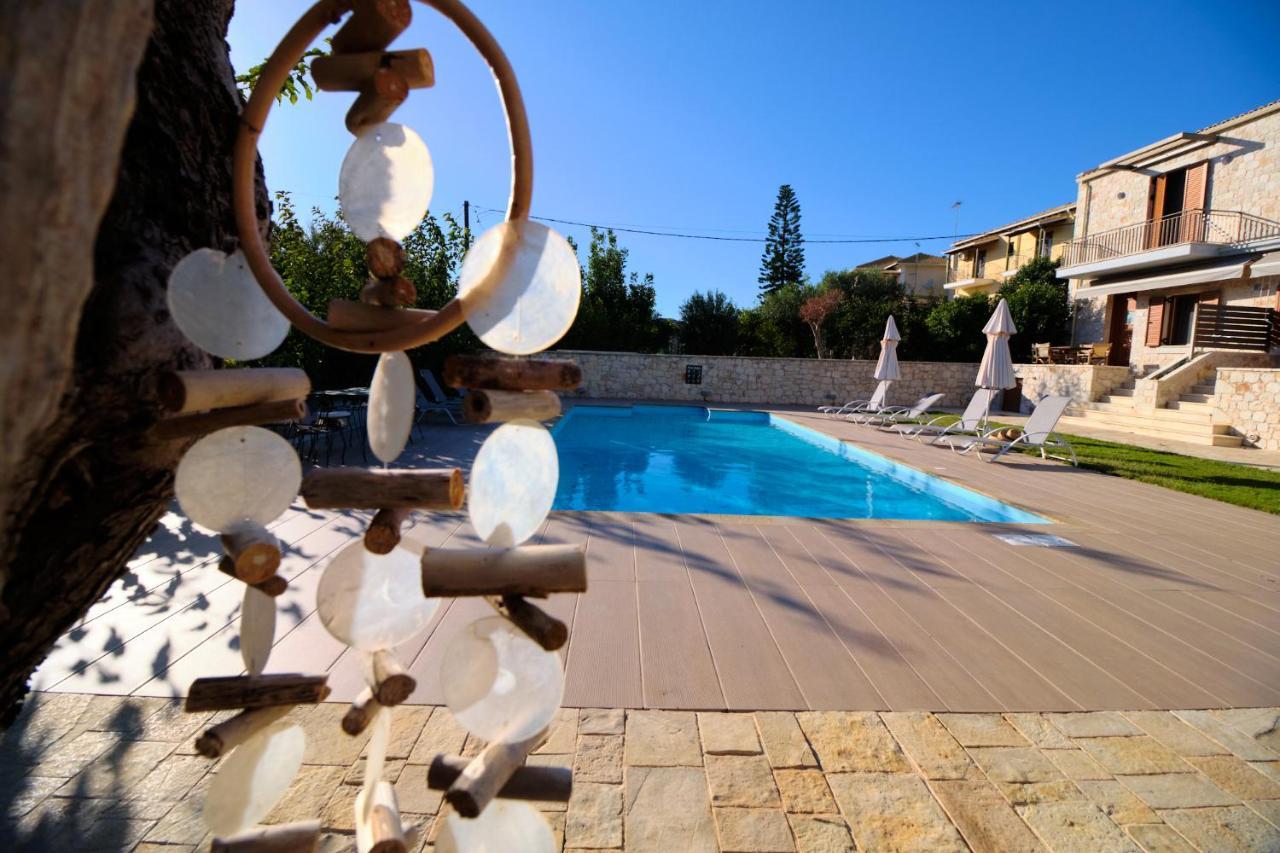 Zefiros Luxury Apartments Syvota Exterior foto